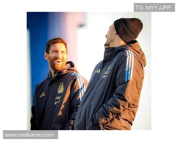 梅西带领球队在足球比赛现场直播中展现精彩表现引发球迷热议